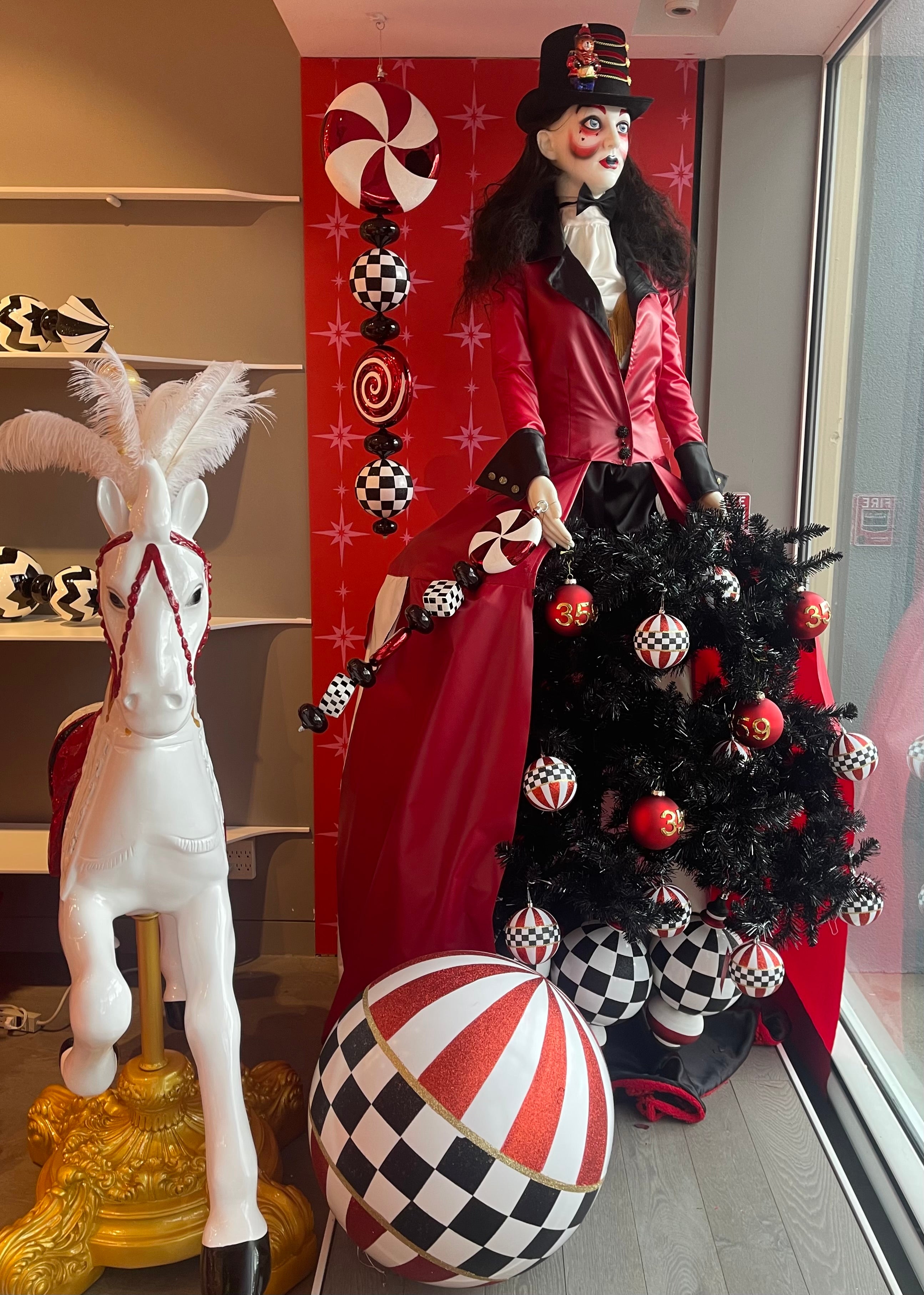 Cirque De Noel Ringmaster Custom Tree - Double Platinum