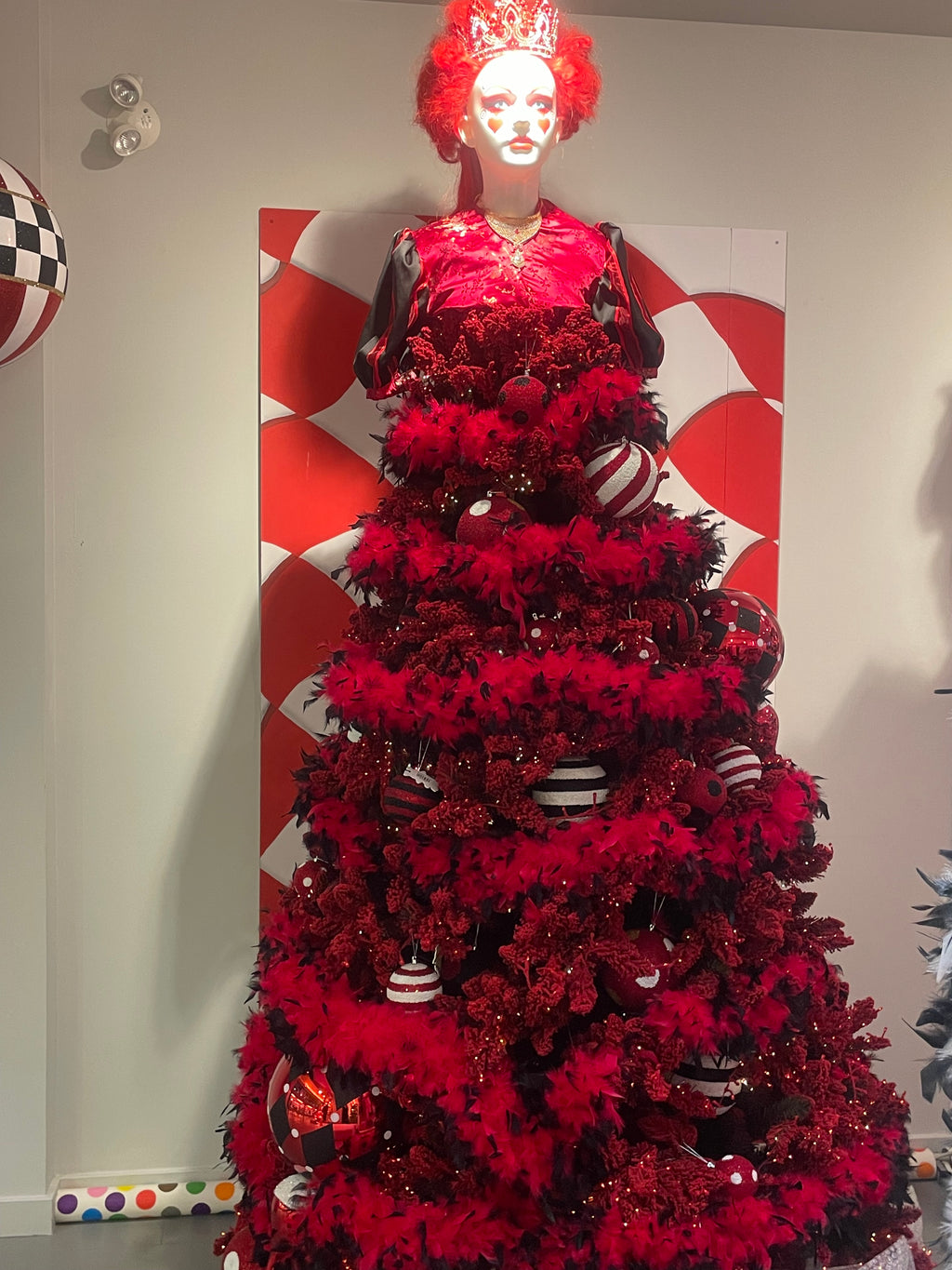 Red Queen Custom Tree - Double Platinum