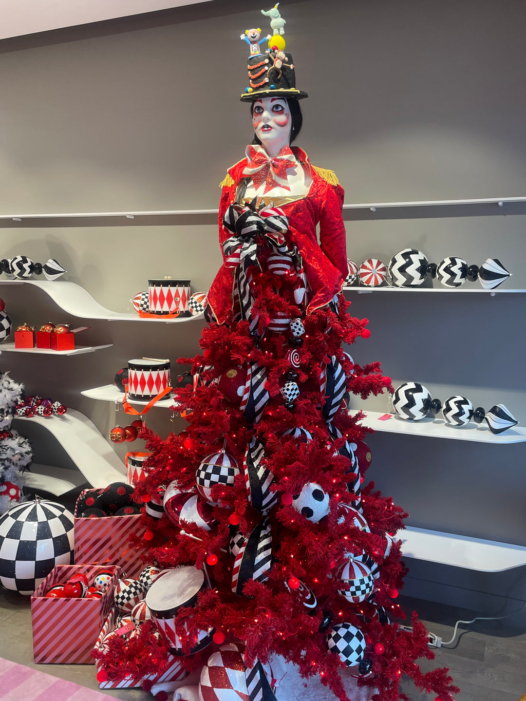Cirque de Noel Red Velvet Ringmaster Custom Tree - Platinum