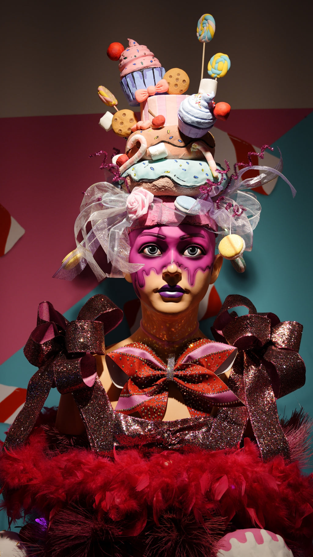 Candyland Couture Tree Topper - Fuchsia