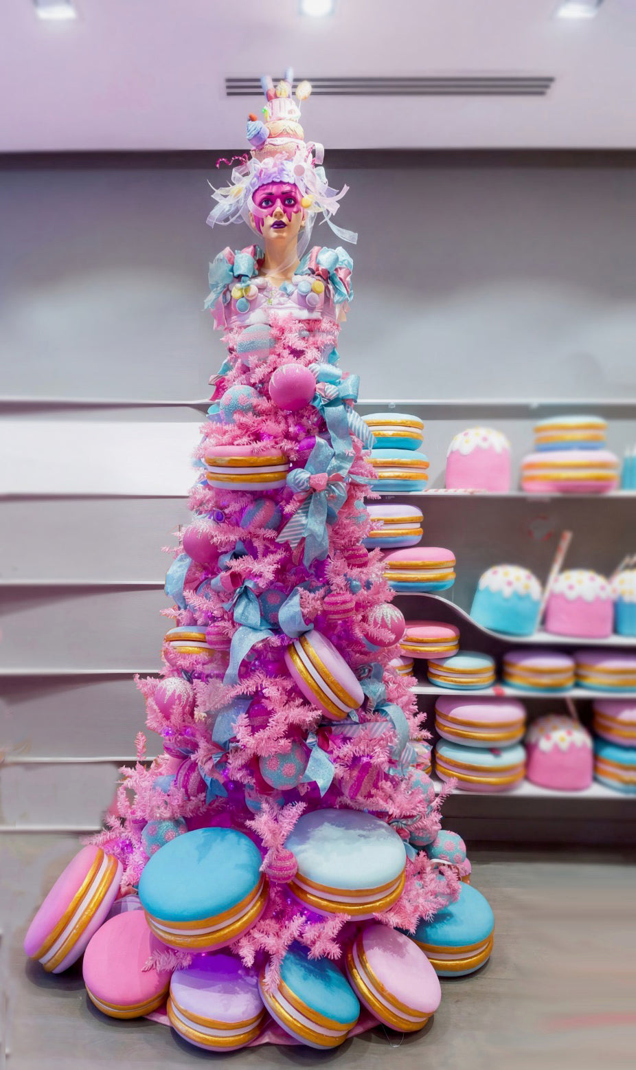 Candyland Couture Custom Tree - Platinum