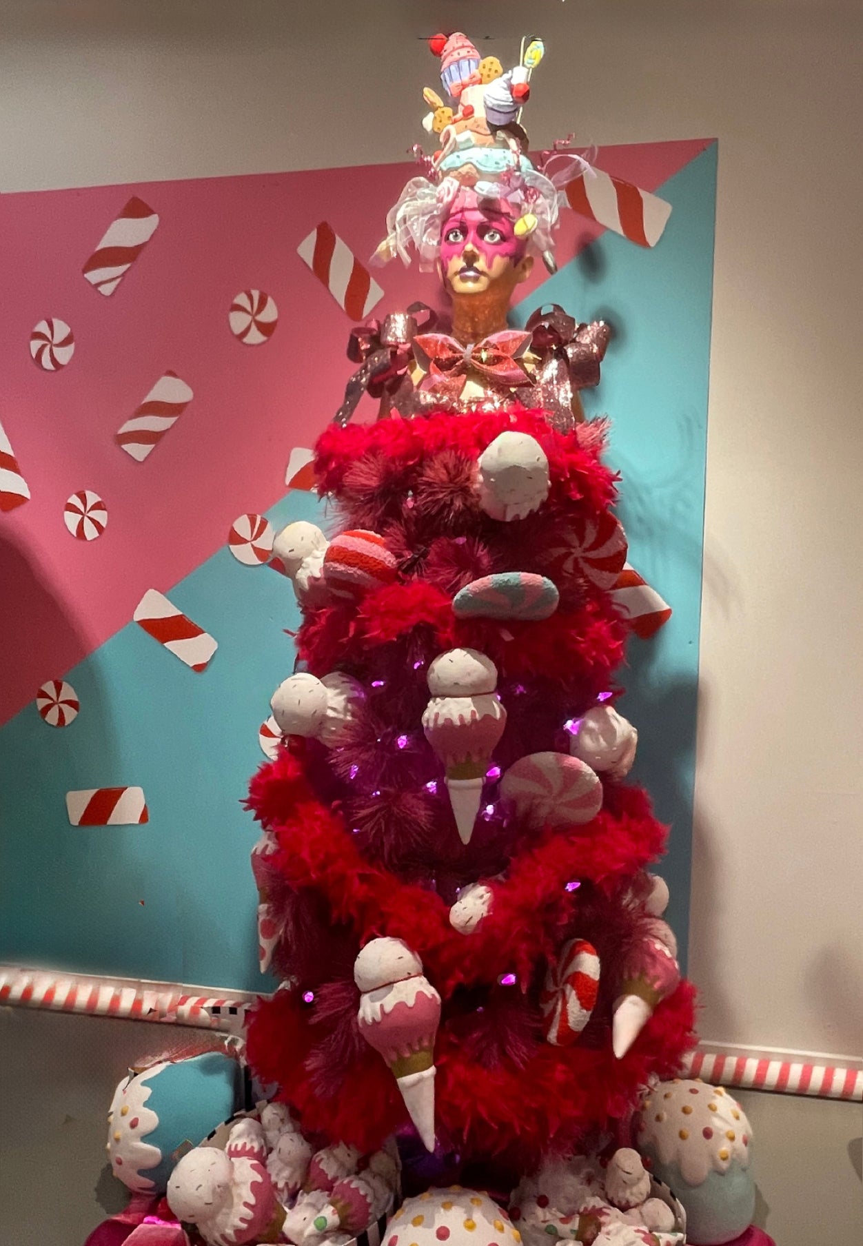 Candyland Couture Custom Tree - Gold
