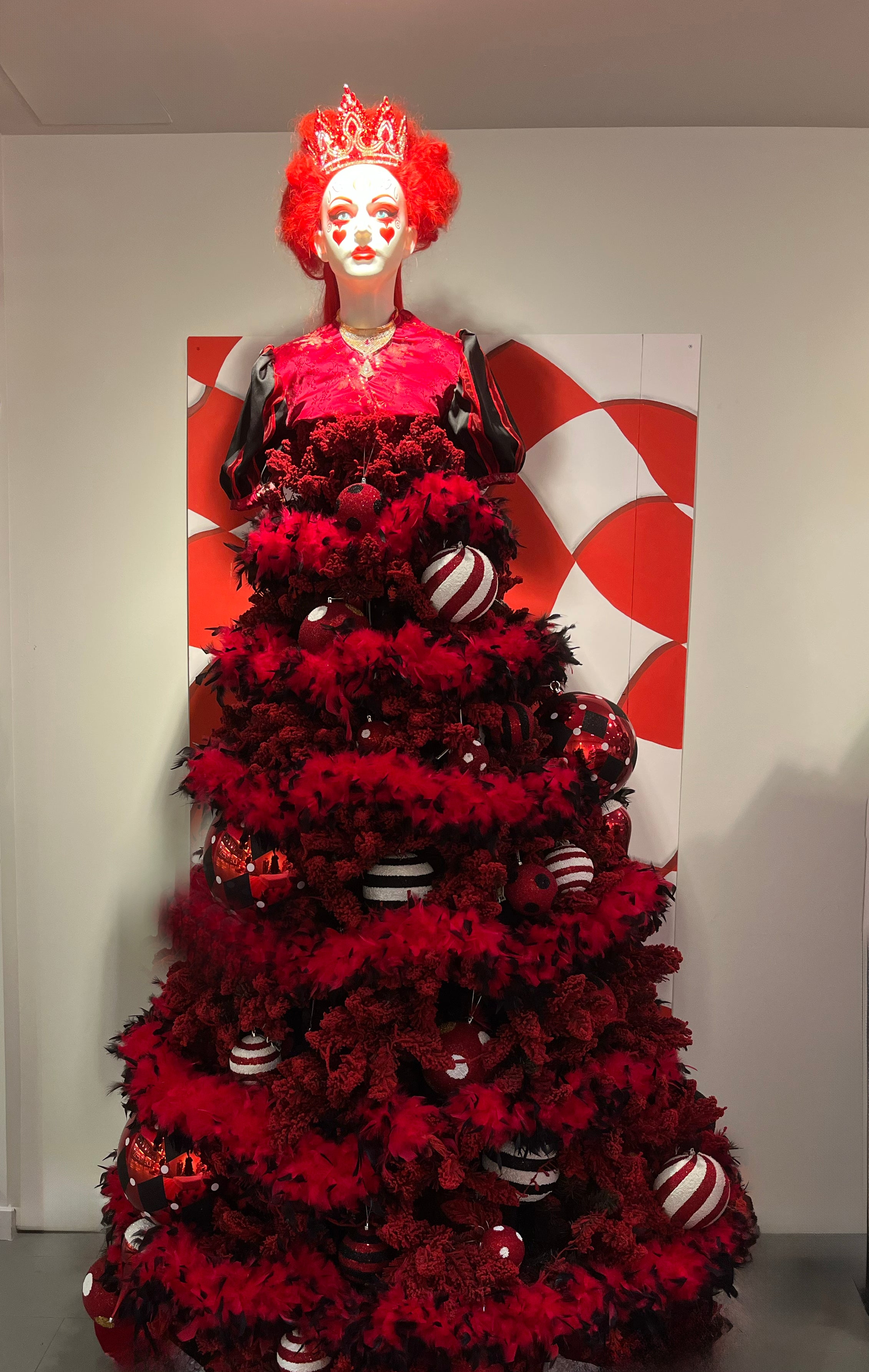 Red Queen Custom Tree - Double Platinum